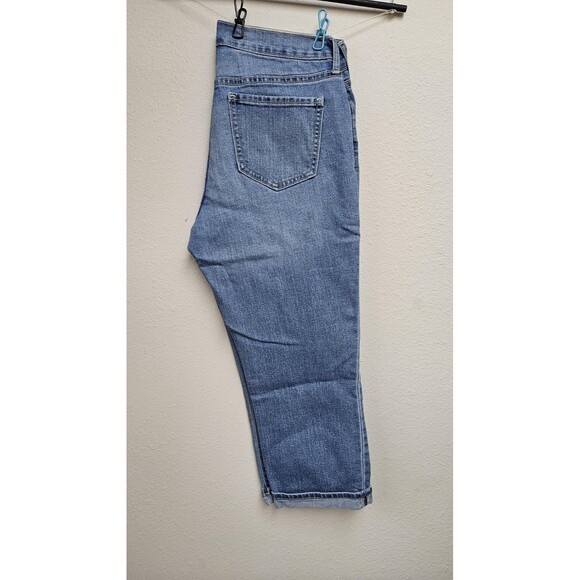 Old Navy Jeans Womens 6 Blue Sweetheart Capri Cropped Denim Mid Rise Stretch - Picture 1 of 8
